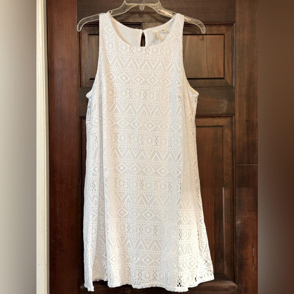 Tacera White Midi Dress with Elegant Design